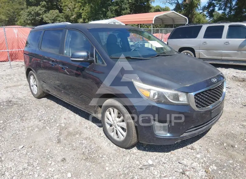 2015 KIA Sedona photo