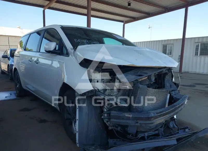 2015 KIA Sedona фото
