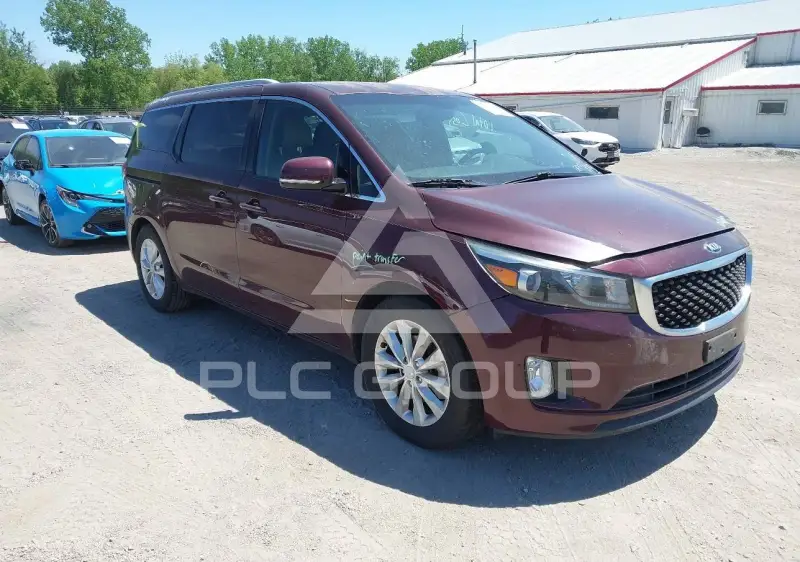2015 KIA Sedona photo