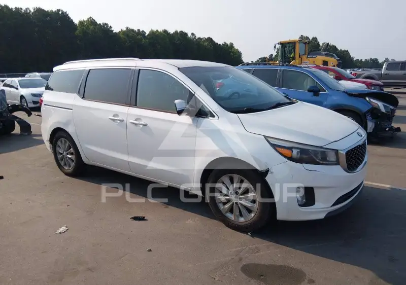 2015 KIA Sedona photo