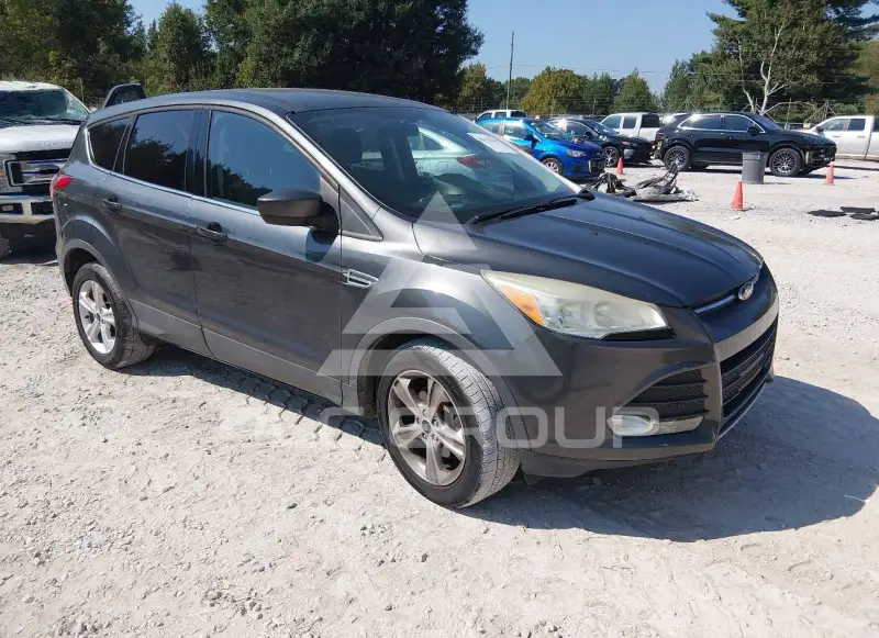 2015 Ford ESCAPE photo