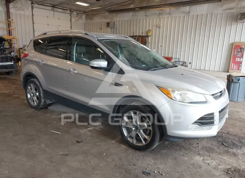 2015 Ford ESCAPE photo