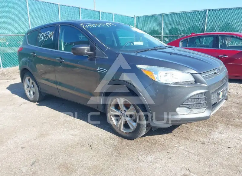 2015 Ford ESCAPE photo