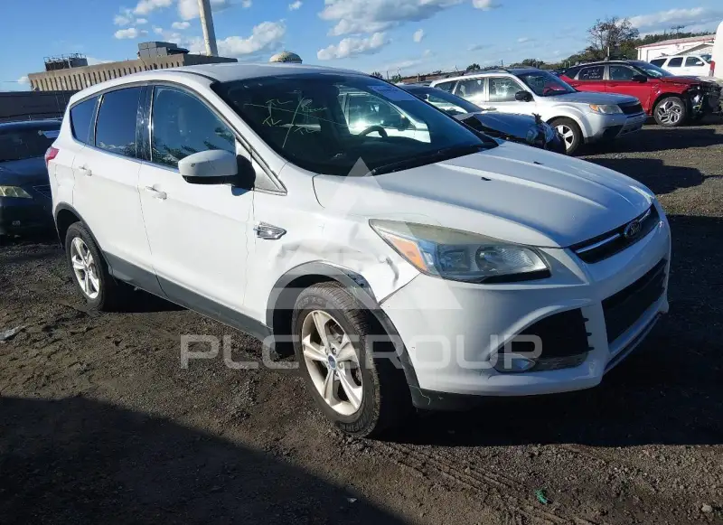 2015 Ford ESCAPE photo