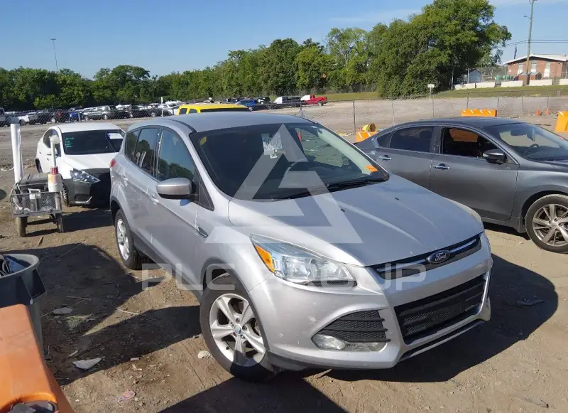 2015 Ford ESCAPE фото