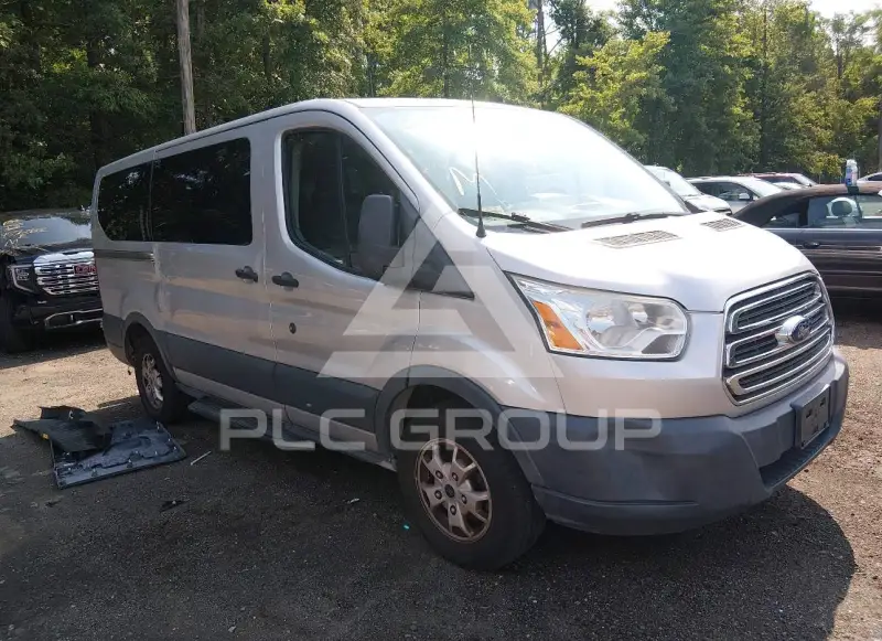 2015 Ford TRANSIT photo