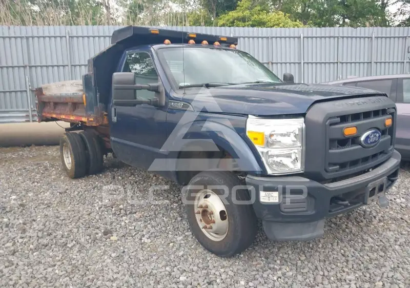 2015 Ford F-350 photo
