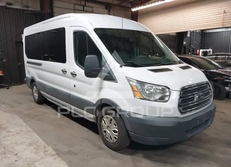 2015 Ford TRANSIT фото