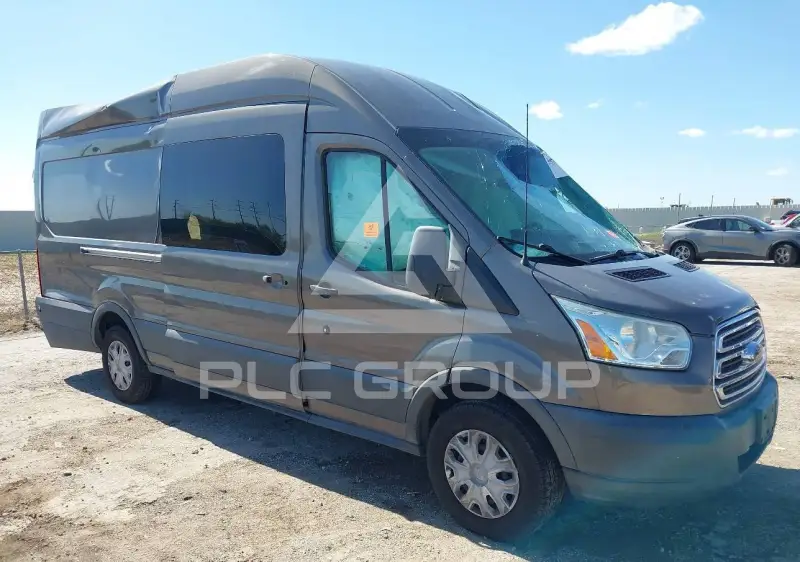 2015 Ford TRANSIT photo