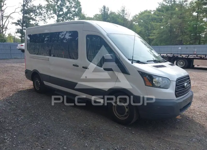 2015 Ford TRANSIT photo