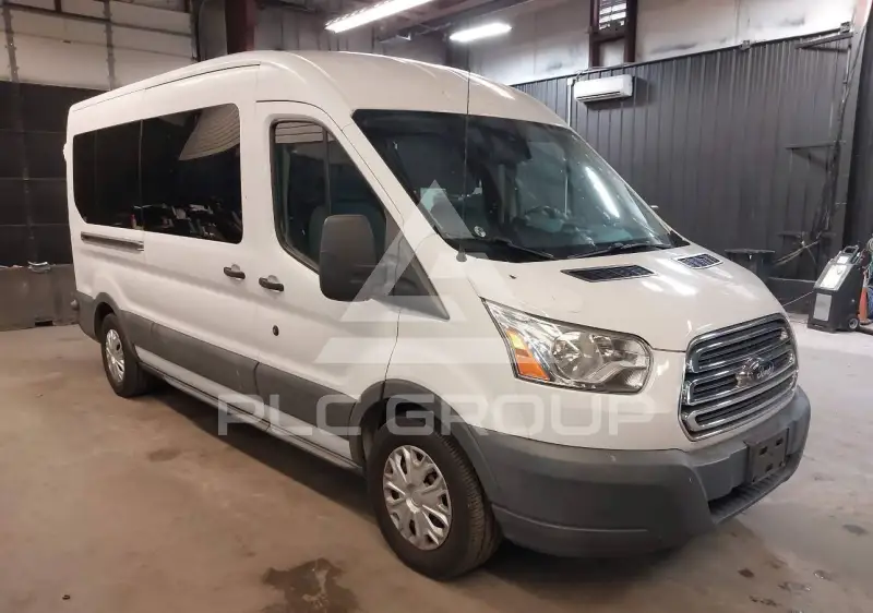 2015 Ford TRANSIT фото