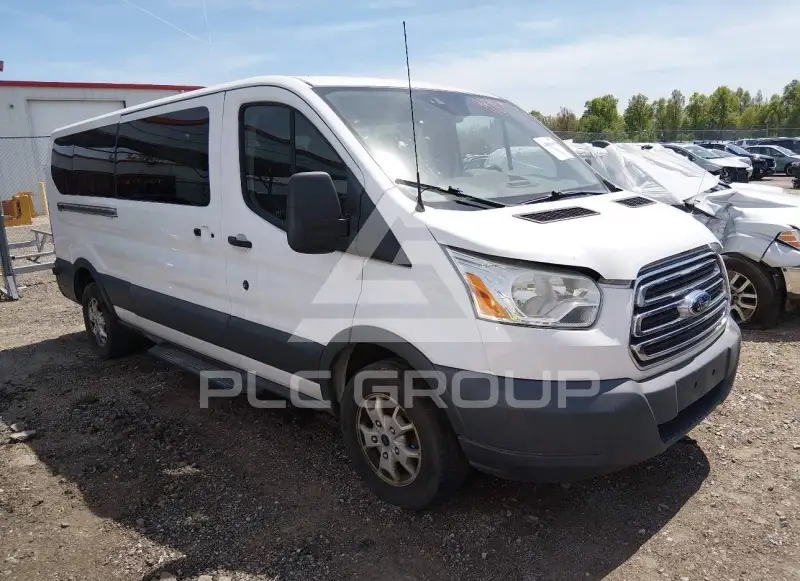 2015 Ford TRANSIT фото