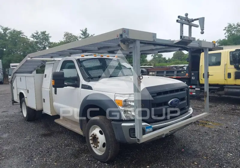 2015 Ford F-550 photo