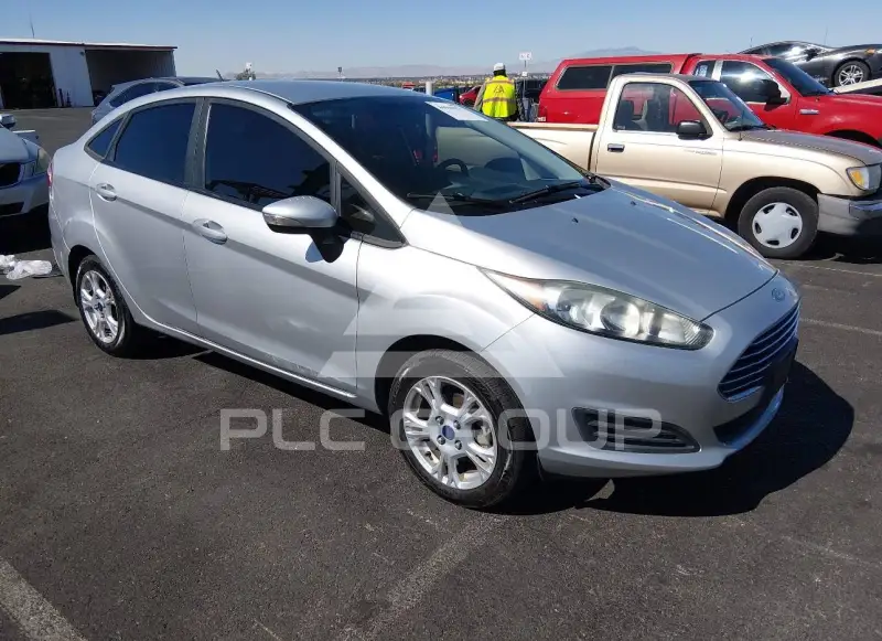 2015 Ford FIESTA photo