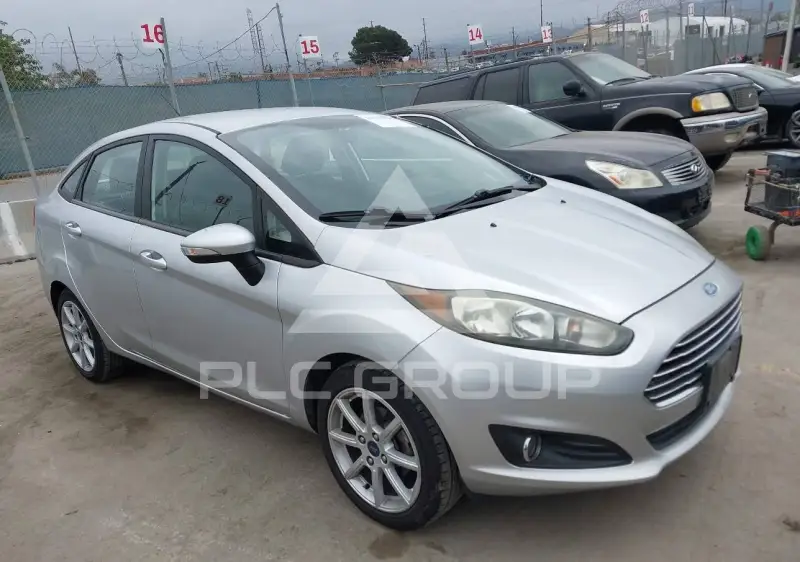 2015 Ford FIESTA photo
