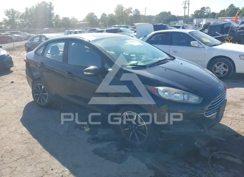 2015 Ford FIESTA photo