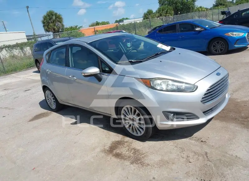 2015 Ford FIESTA photo