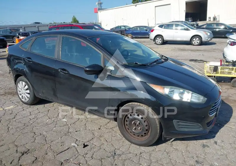 2015 Ford FIESTA фото