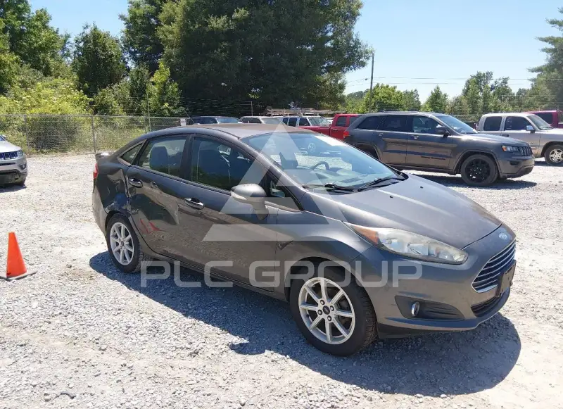 2015 Ford FIESTA photo