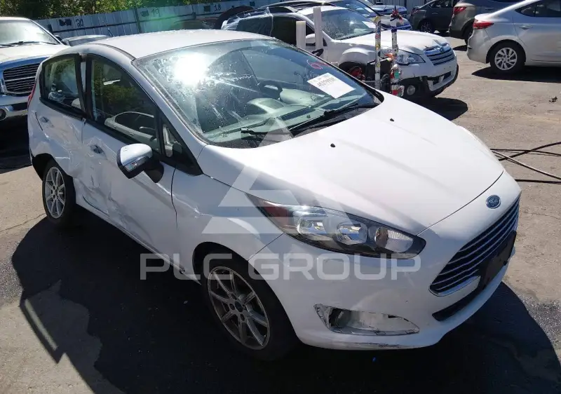2015 Ford FIESTA фото