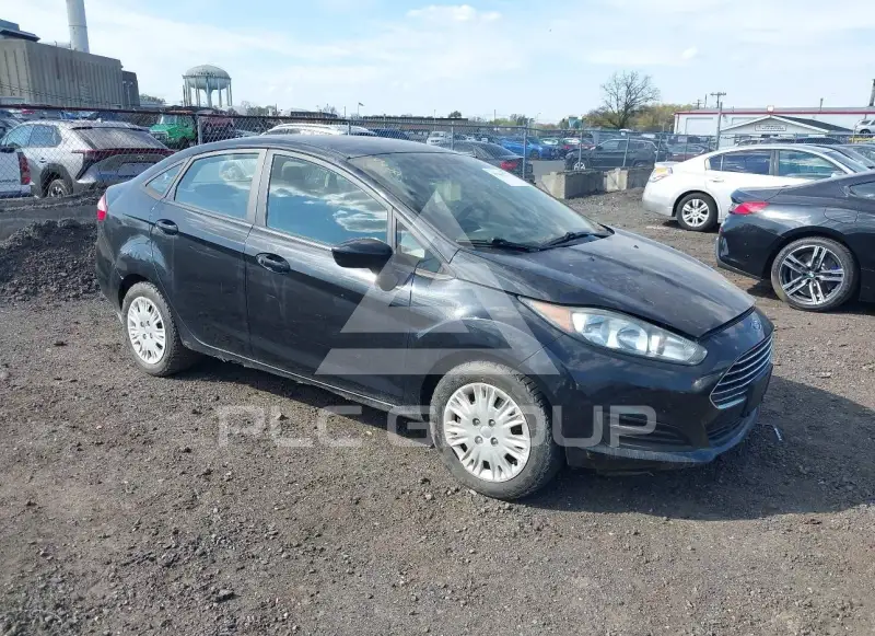 2015 Ford FIESTA фото