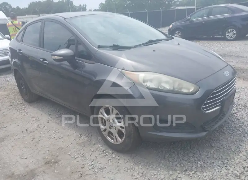 2015 Ford FIESTA photo