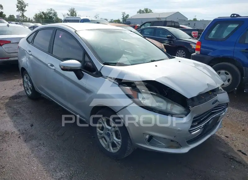 2015 Ford FIESTA фото