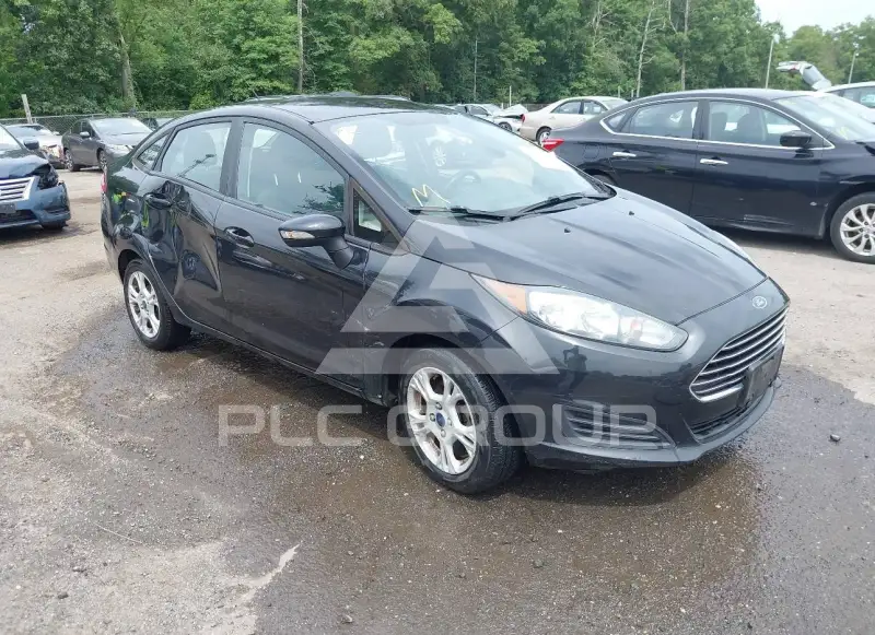 2015 Ford FIESTA photo