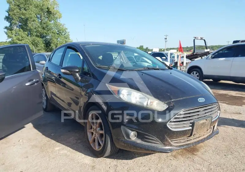 2015 Ford FIESTA photo