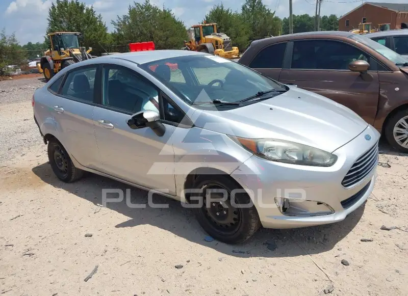 2015 Ford FIESTA photo