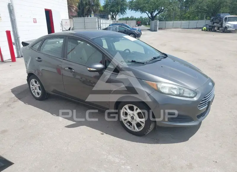 2015 Ford FIESTA фото
