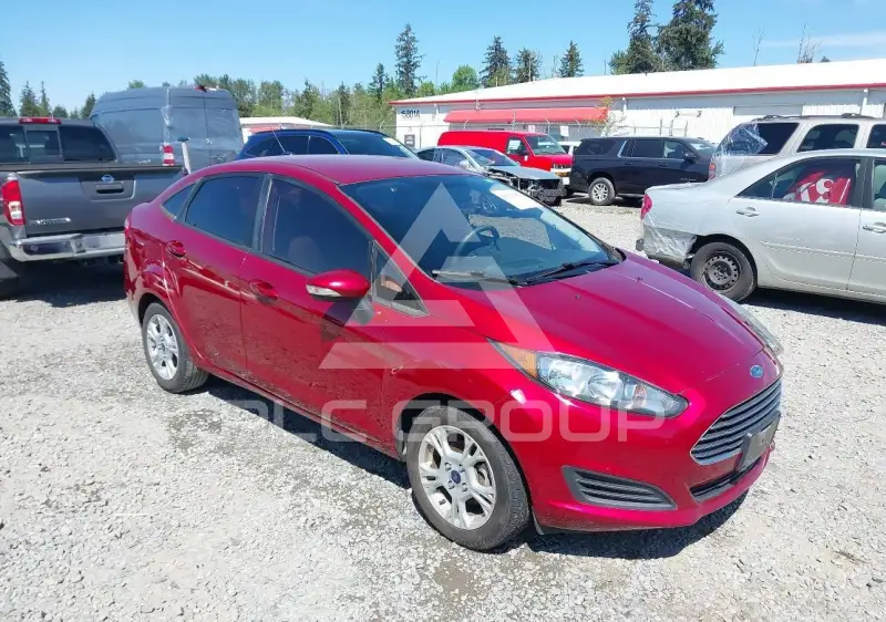 2015 Ford FIESTA фото