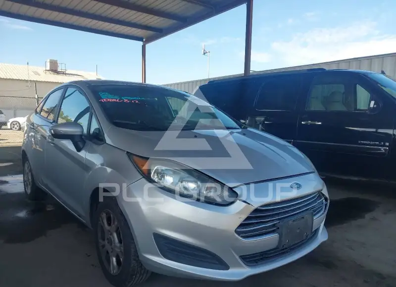 2015 Ford FIESTA фото