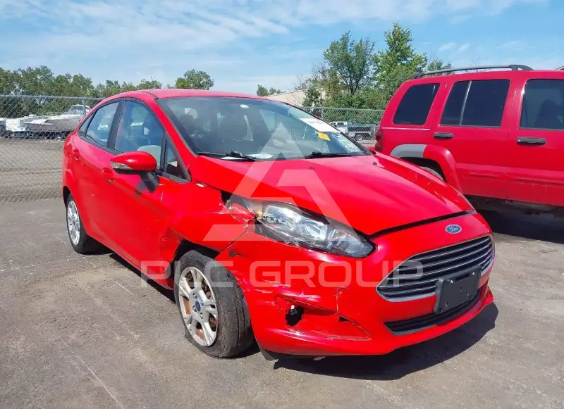2015 Ford FIESTA фото