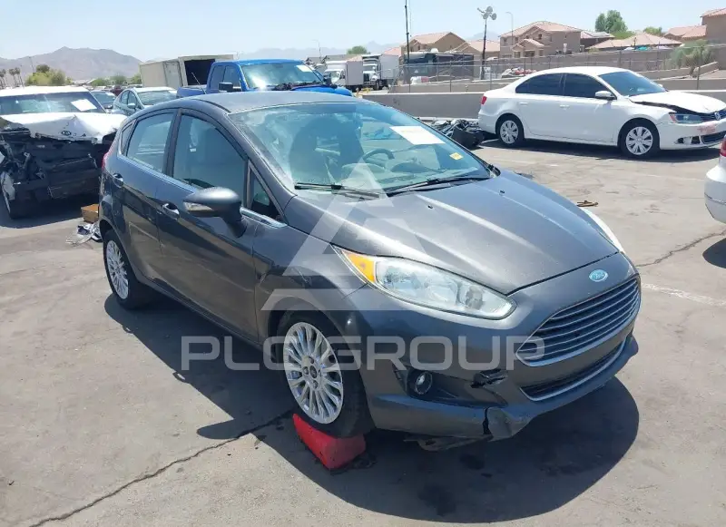 2015 Ford FIESTA фото