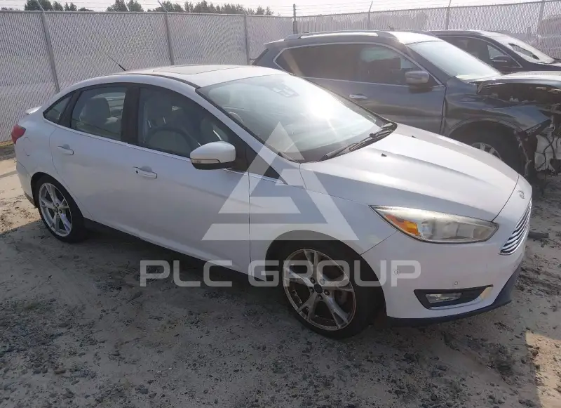 2015 Ford FOCUS фото