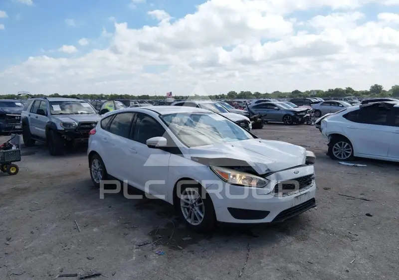 2015 Ford FOCUS фото