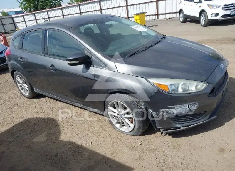 2015 Ford FOCUS photo