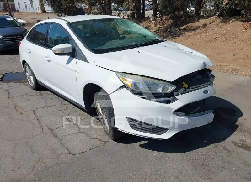 2015 Ford FOCUS фото