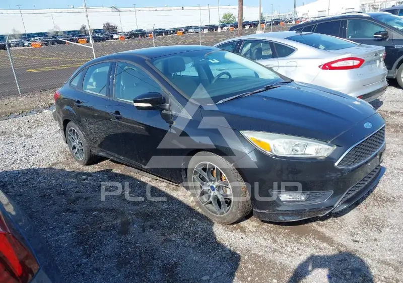 2015 Ford FOCUS фото