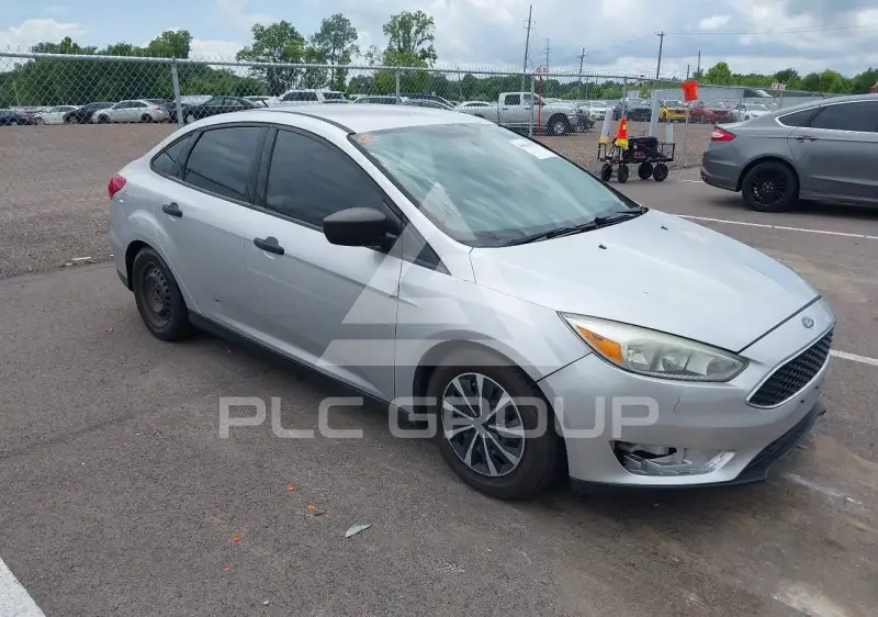 2015 Ford FOCUS photo