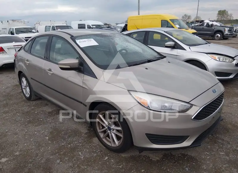2015 Ford FOCUS photo
