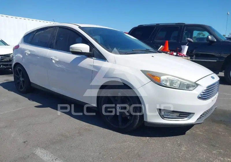 2015 Ford FOCUS фото