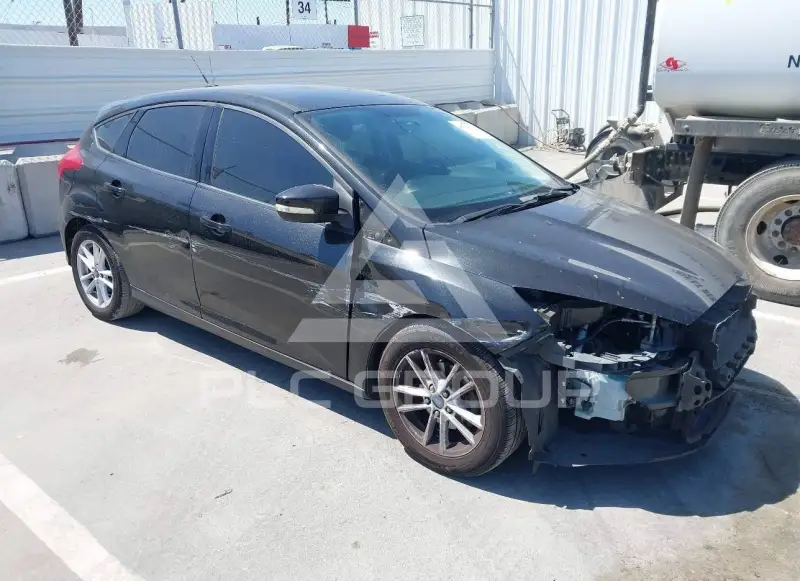 2015 Ford FOCUS фото