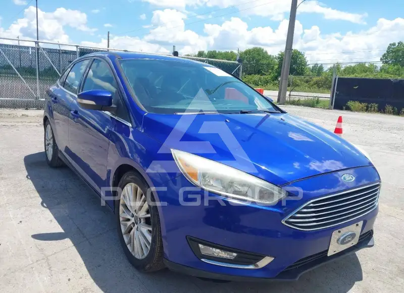 2015 Ford FOCUS photo