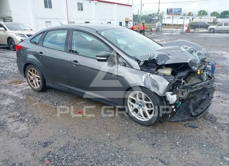 2015 Ford FOCUS фото