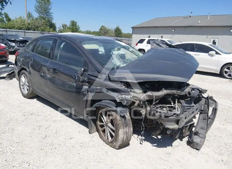 2015 Ford FOCUS photo