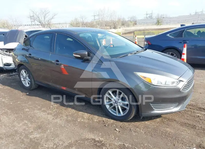 2015 Ford FOCUS photo