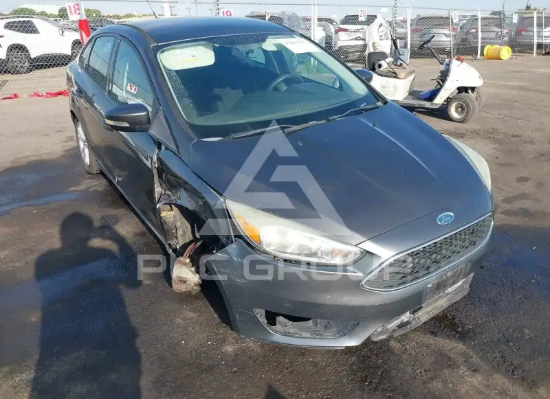2015 Ford FOCUS фото