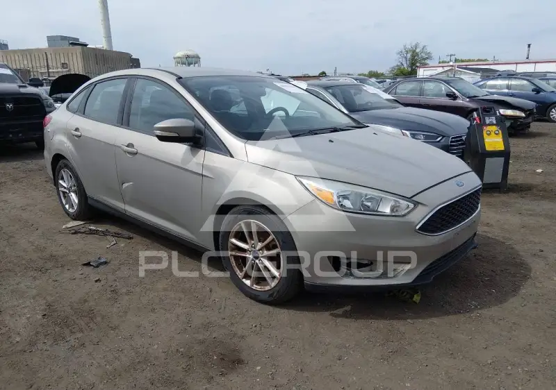 2015 Ford FOCUS photo
